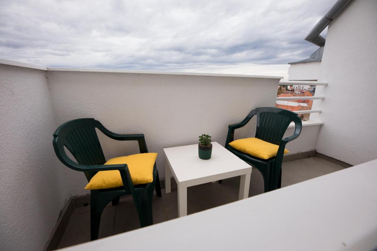 Apartman Ana Apartment Osijek Exterior photo